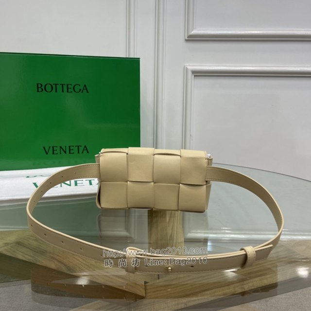Bottega veneta高端女包 KF0015燕麥色 寶緹嘉CAEESTTE腰包 BV經典款手工編織手包腰包胸包斜挎包  gxz1208